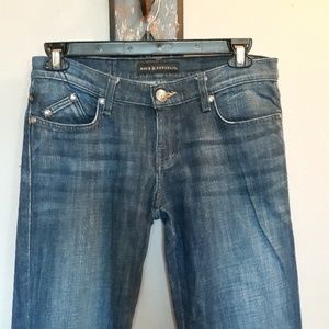 Rock & republic boot cut blue jeans